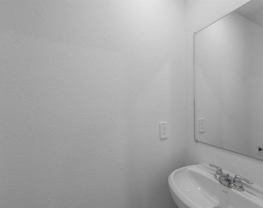 14520 Camino Real - Photo Thumbnail 23