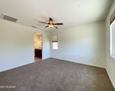 12812 N Camino Vieja Rancheria - Photo Thumbnail 27