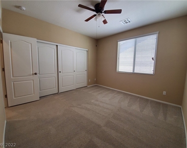 7251 Lavender Rose Avenue - Photo Thumbnail 18