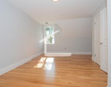 18 Murdock St Apt 4a - Photo Thumbnail 24