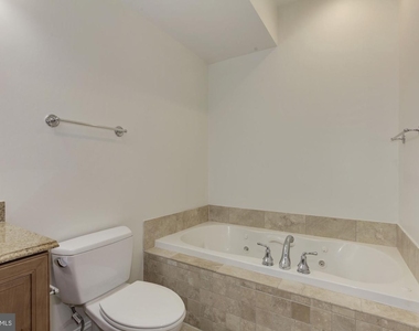 1740 18th St Nw #101 - Photo Thumbnail 21