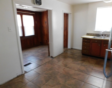 2816 W Summerdale Avenue - Photo Thumbnail 3