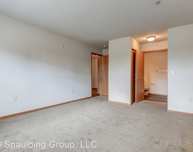 6516 W National Ave - Photo Thumbnail 16