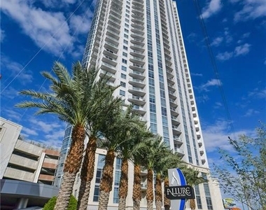 200 West Sahara Avenue - Photo Thumbnail 1