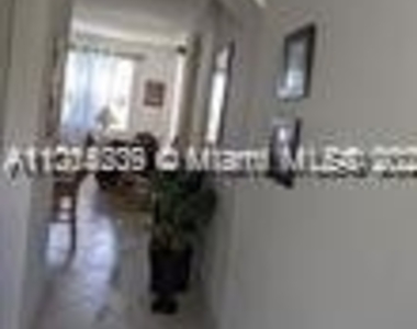 2658 Sw 189th Ave - Photo Thumbnail 1