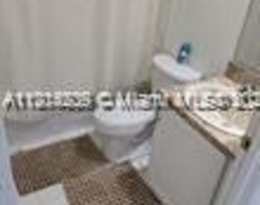 2658 Sw 189th Ave - Photo Thumbnail 26