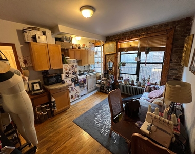 202 East 7th Street - Photo Thumbnail 0