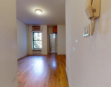 341 East 77 Street - Photo Thumbnail 2