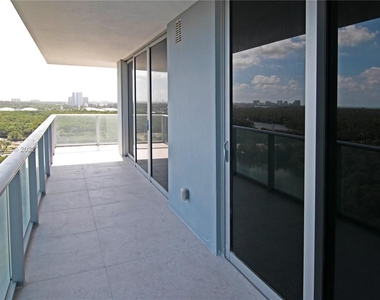 16385 Biscayne Blvd - Photo Thumbnail 52