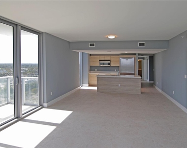 16385 Biscayne Blvd - Photo Thumbnail 59