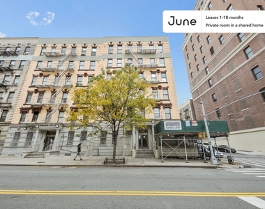 169 Manhattan Avenue - Photo Thumbnail 12