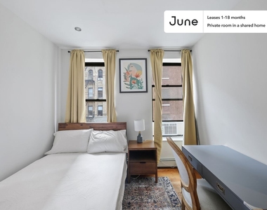 169 Manhattan Avenue - Photo Thumbnail 0