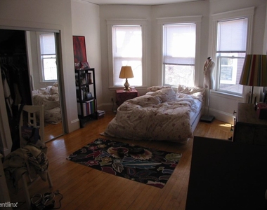 32 Chatham St - Photo Thumbnail 1