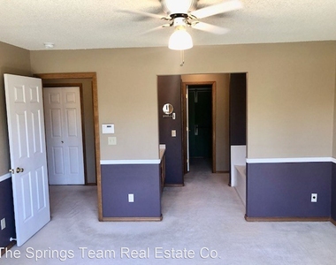 5840 Corinth Drive - Photo Thumbnail 14