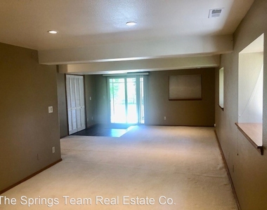 5840 Corinth Drive - Photo Thumbnail 21