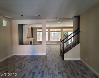 9758 Panther Hollow Street - Photo Thumbnail 8