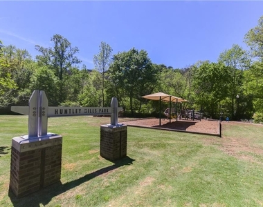 3838 Longview Drive - Photo Thumbnail 23