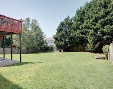 140 Calborne Court - Photo Thumbnail 18