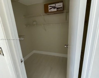 4341 W Mcnab Rd - Photo Thumbnail 10