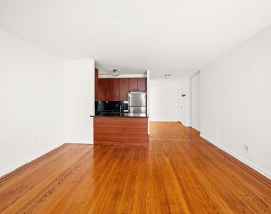 113 East 31st Street, Unit 1d - Photo Thumbnail 2