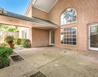 4424 Vandelia Street - Photo Thumbnail 32