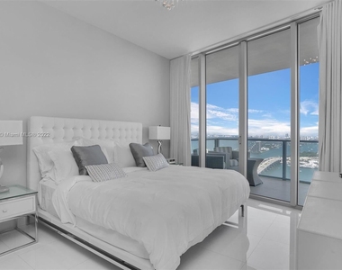 1100 Biscayne Blvd - Photo Thumbnail 45