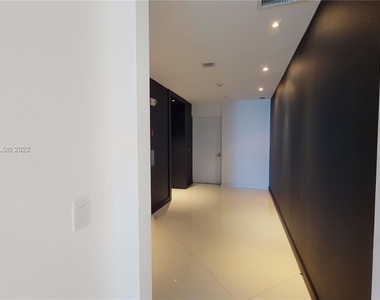 1100 Biscayne Blvd - Photo Thumbnail 28