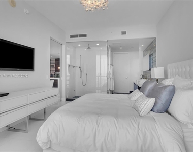 1100 Biscayne Blvd - Photo Thumbnail 47