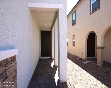 3442 Sierra Iris Street - Photo Thumbnail 1