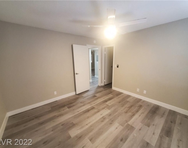 6727 West Charleston Boulevard - Photo Thumbnail 15