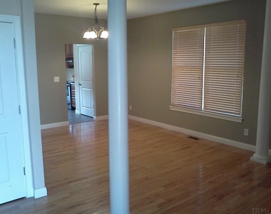 2838 E Creeks Edge Drive - Photo Thumbnail 2