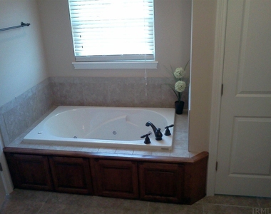 2838 E Creeks Edge Drive - Photo Thumbnail 12