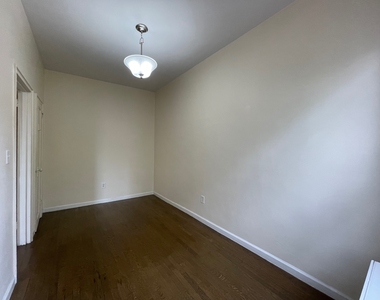 2272 1st Avenue - Photo Thumbnail 10