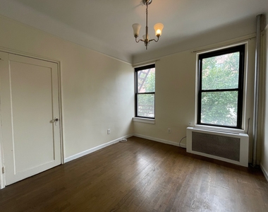 2272 1st Avenue - Photo Thumbnail 6