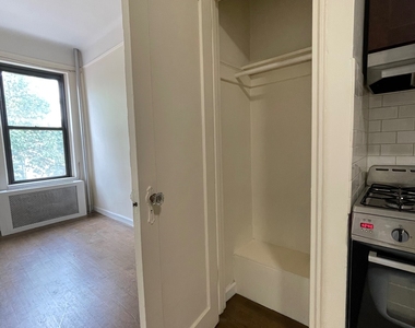 2272 1st Avenue - Photo Thumbnail 14