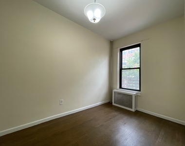 2272 1st Avenue - Photo Thumbnail 3