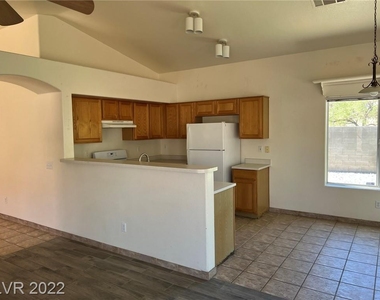 3405 Adventure Court - Photo Thumbnail 7