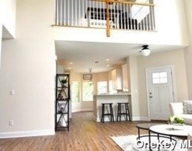 1201 Marco Drive - Photo Thumbnail 4