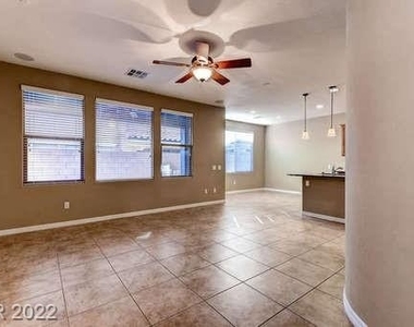 11239 Filmore Heights Court - Photo Thumbnail 10