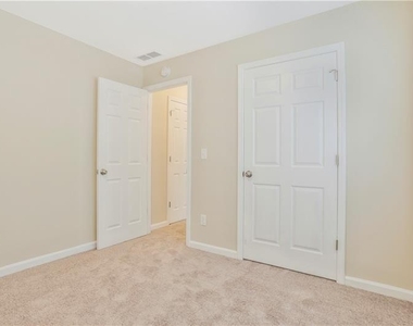 1023 Willow Crest Landing - Photo Thumbnail 25