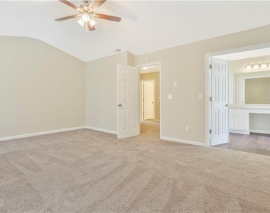 1023 Willow Crest Landing - Photo Thumbnail 27