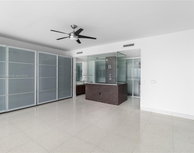 1040 Biscayne Blvd - Photo Thumbnail 13