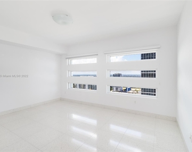 1040 Biscayne Blvd - Photo Thumbnail 18