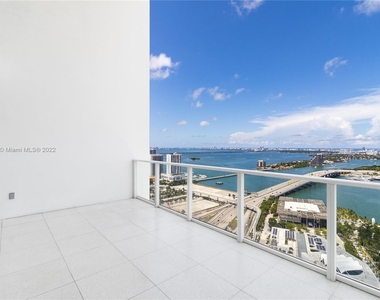 1040 Biscayne Blvd - Photo Thumbnail 5