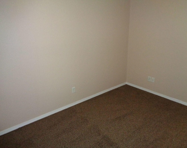 3096 Tierra Bowles Drive - Photo Thumbnail 18