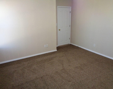 3096 Tierra Bowles Drive - Photo Thumbnail 12