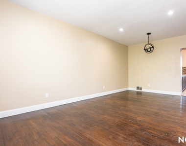 152A Saratoga Avenue - Photo Thumbnail 6