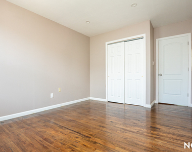 152A Saratoga Avenue - Photo Thumbnail 12