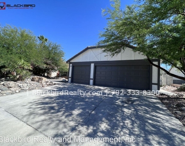 6513 Vicuna Drive - Photo Thumbnail 5