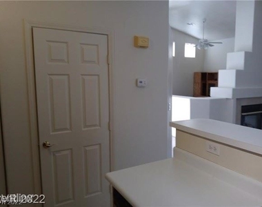 3401 Conan Street - Photo Thumbnail 16